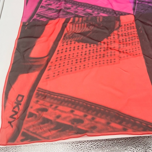 Vintage DKNY Donna Karan Silk Scarf 34” Empire State NYC Pink Red Square - Picture 2 of 8